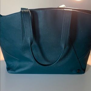 Lululemon Tote